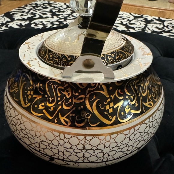Ornate Unique Arabic Style Tea Kettle Black Cream Gold Patterned Vintage Look - Picture 8 of 16